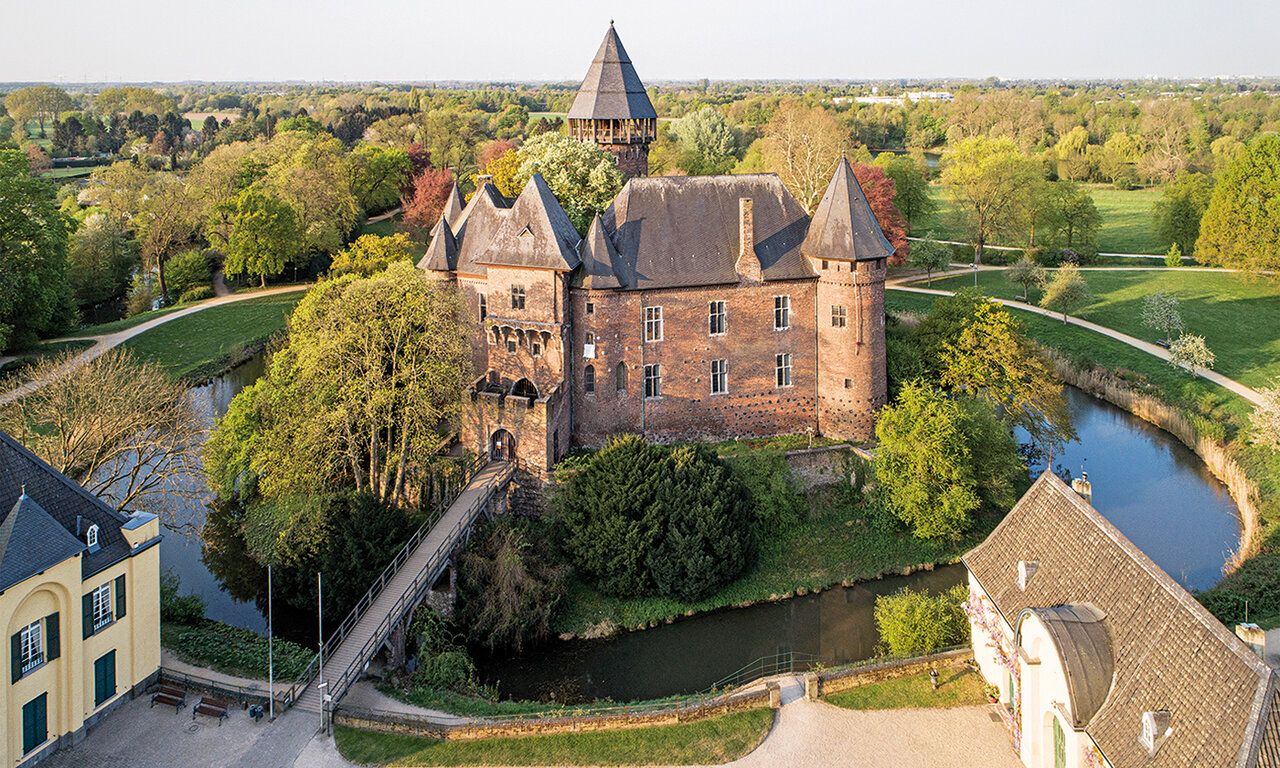 Burg Linn Luftaufnahme