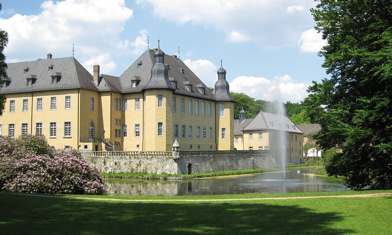 Außenansicht von Schloss Dyck