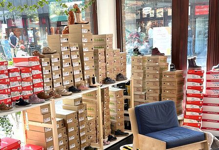 Kinderschuhgeschäft Herzkönigin von innen