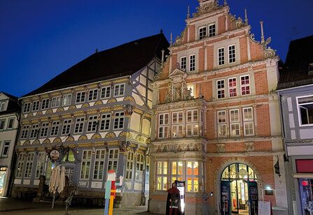 Museum Hameln von außen in der Nacht