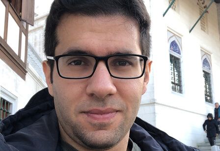 Porträt von Mustafa Görkem