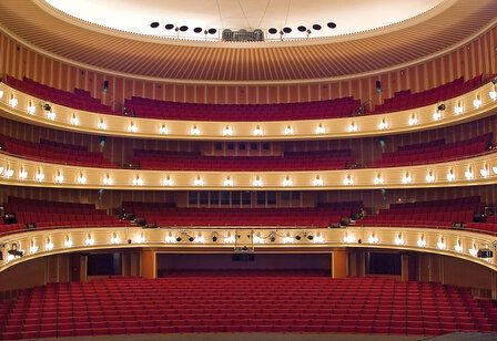 Zuschauersaal Opernhaus Düsseldorf   Foto: Hans Jörg Michel