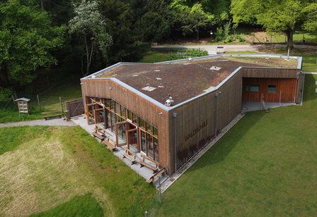 Waldschule im Wildpark Düsseldorf von oben
