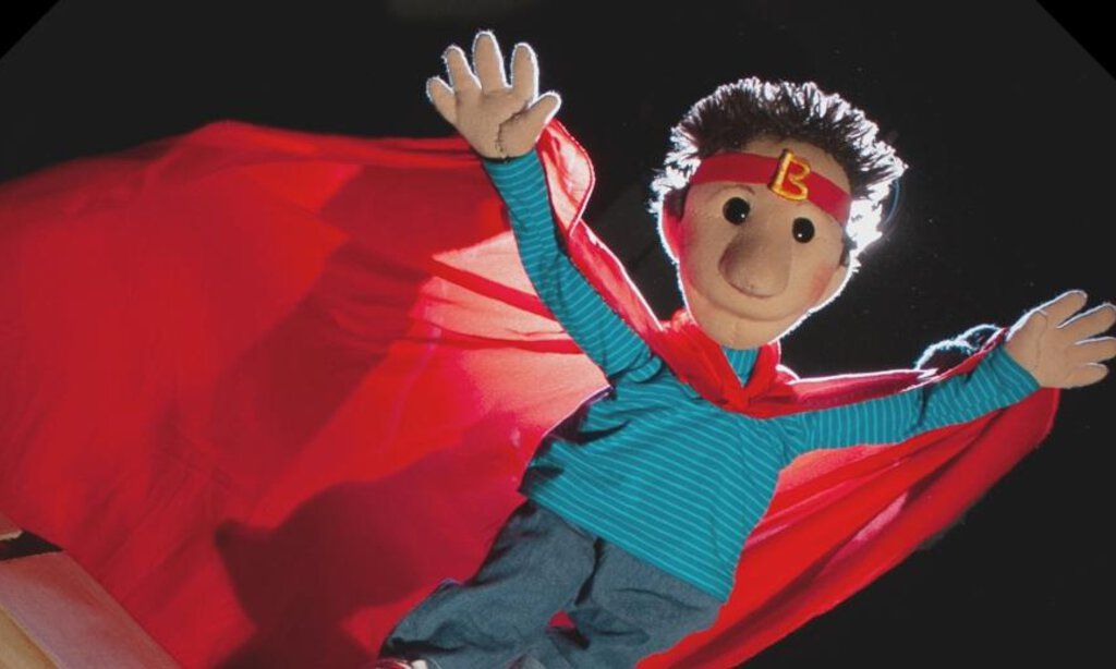 Bettmän kann nicht schlafen, gespielt vom Tandera Figurentheater.