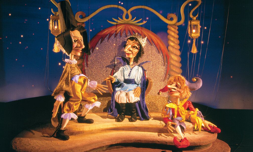 Das Gauklermärchen - Eheminister Prinz Joan und Narr im Düsseldorfer Marionetten-Theater.