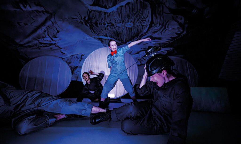 Bühnenszene aus "Der kleine Prinz" im JTB 