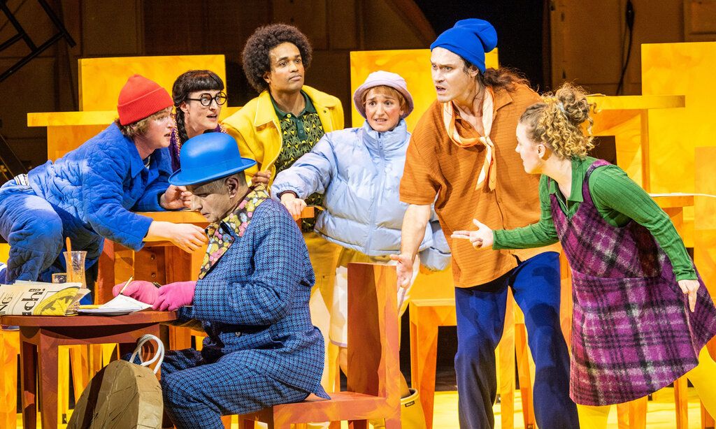 Probe Junges Schauspiel: Emil und die Detektive, auf dem Bild zu sehen: Moritz Klaus, Agnes Kammerer, Rainer Philippi, Jonathan Gyles, Emilia Rosa de Fries, Yaroslav Ros, Maleika Dörschmann