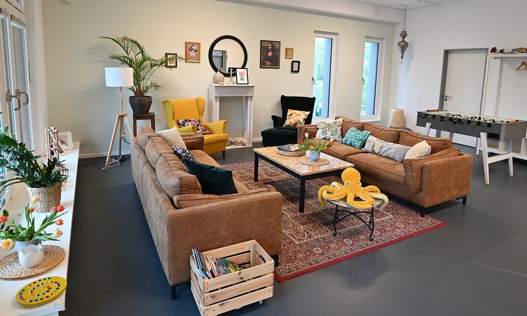 Wohnzimmer der Jugendfreizeiteinrichtung Blue Rock in Düsseldorf 