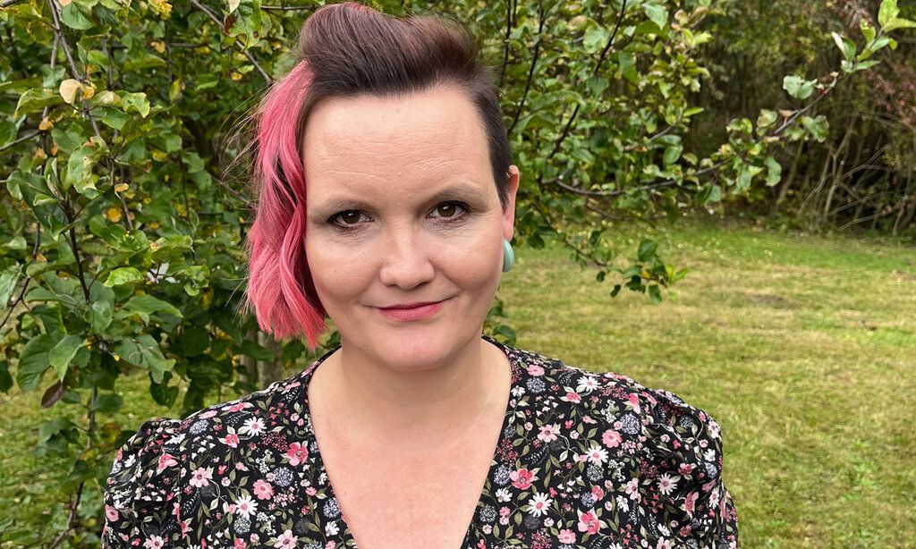 Lisa Fels im Garten