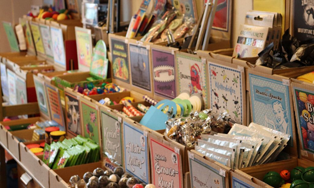 Mondschnuppe - bunte Mischung aus Spielwaren