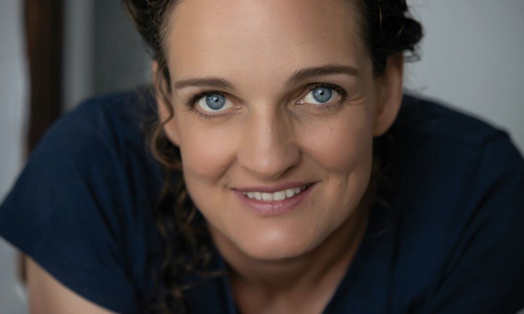 Porträt der Autorin Nicola Schmidt