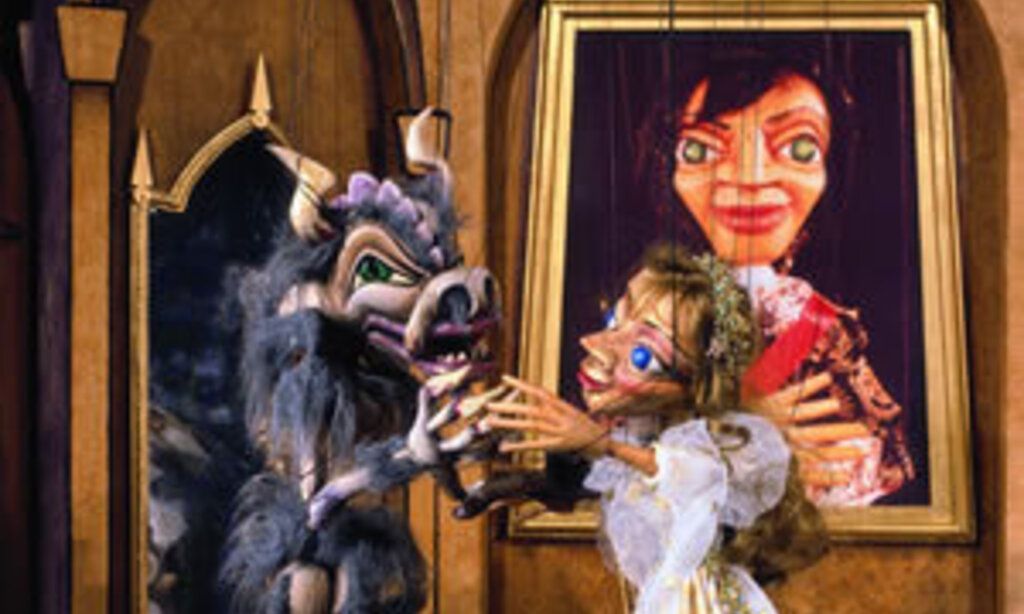 Die Schöne und das Biest im Düsseldorfer Marionetten-Theater