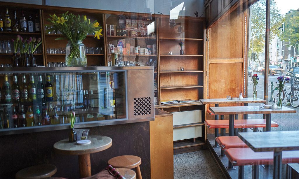 Innenraum einer Kneipe, ohne Besucher