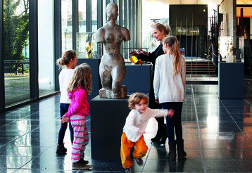 45. Duisburger Akzente „FAMILIENBANDE“ 2024