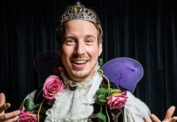 Little Minds Theaterstudion mit dem Mitmachmärchen Dornröschen