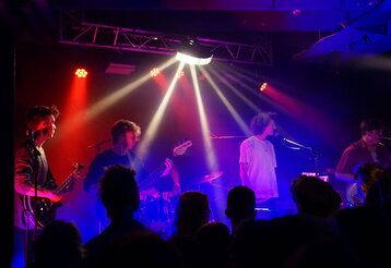 Bühnenauftritt im Rahmen des Akki Newcomer Festivals in Kooperation mit dem zakk.