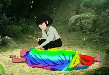 Szene aus dem Zeichentrickfilm Arco – Eine fantastische Reise durch die Zeiten, eine Peron mit Regenbogen-Umhang liegt auf dem Boden, ein Mädchen kümmert sich