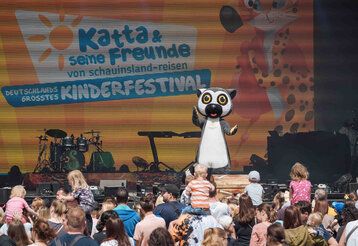 Blick auf die Bühne des Katta Festivals