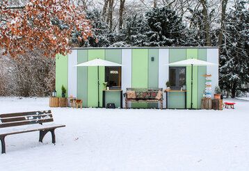 NOCA Sternwartpark Frontansicht im Schnee