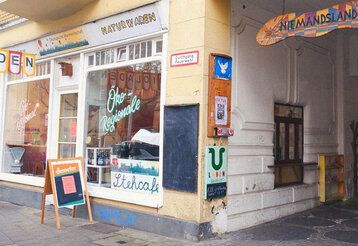 Ökoma Laden von außen