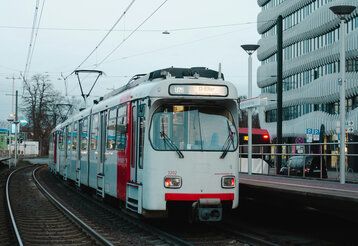 Straßenbahn in Düsseldorf-Heerdt